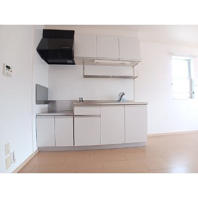 サニー　ハピネス 205【管理NO：1-016186401-02050】 ★家具家電は申し込み後に搬入します★の物件画像