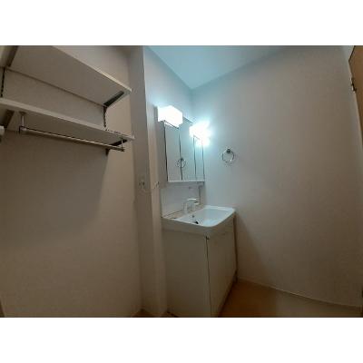 エアリーサウス 201【管理NO：1-025484901-02010】 ★家具家電は申し込み後に搬入します★ ★2026年09月中旬入居可能★の物件画像