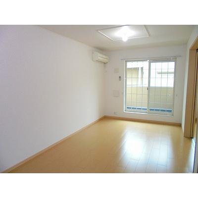 ラフィーネ 203【管理NO：1-015936401-02030】 ★家具家電は申し込み後に搬入します★ ★2026年09月中旬入居可能★の物件画像