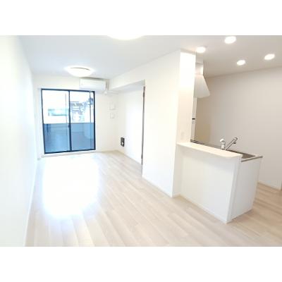 リバーサイドＷＨ 102【管理NO：1-028303501-01020】 ★家具家電は申し込み後に搬入します★ ★2026年09月中旬入居可能★の物件画像