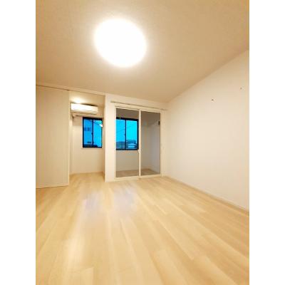 モン・シュシュⅡ 103【管理NO：1-027259802-01030】 ★家具家電は申し込み後に搬入します★の物件画像