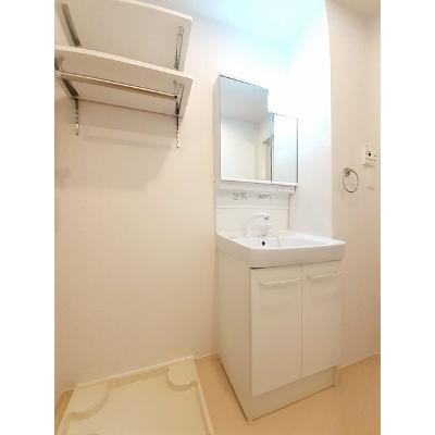 モン・シュシュⅡ 103【管理NO：1-027259802-01030】 ★家具家電は申し込み後に搬入します★の物件画像
