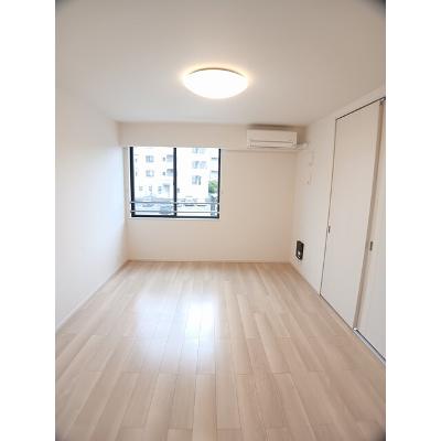 ベース 202【管理NO：1-028041101-02020】 ★家具家電は申し込み後に搬入します★の物件画像