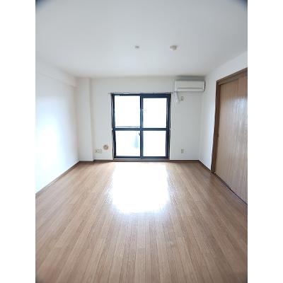 ピアシェ－レ山崎 503【管理NO：1-009622701-05030】 ★家具家電は申し込み後に搬入します★の物件画像