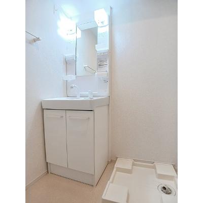 グレイスフル・ユウナⅢ 204【管理NO：1-023699502-02040】 ★家具家電は申し込み後に搬入します★の物件画像