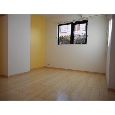 ボガータ 105【管理NO：1-018200601-01050】 ★家具家電は申し込み後に搬入します★ ★2026年09月中旬入居可能★の物件画像