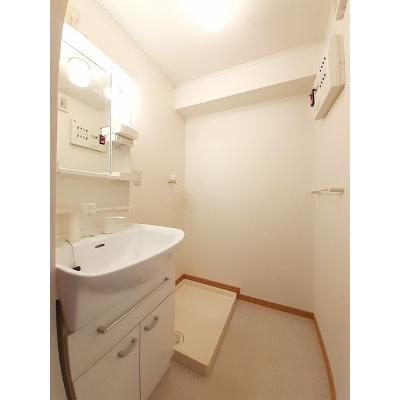 フィオーレ 203【管理NO：1-014852701-02030】 ★家具家電は申し込み後に搬入します★ ★2026年09月中旬入居可能★の物件画像