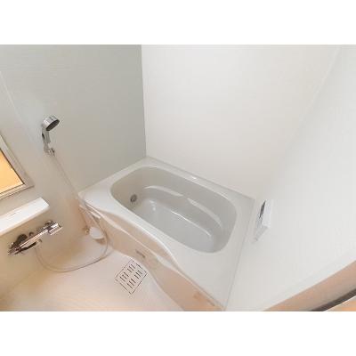 エレガンシア 101【管理NO：1-020669301-01010】 ★家具家電は申し込み後に搬入します★ ★2026年09月中旬入居可能★の物件画像