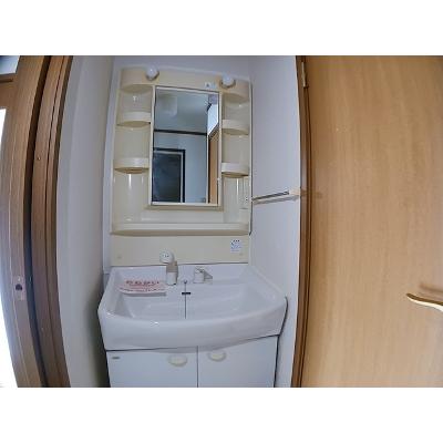 クロスロードスクエア 104【管理NO：1-011085001-01040】 ★家具家電は申し込み後に搬入します★の物件画像