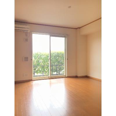 アンジェリークガーデン 102【管理NO：1-013337301-01020】 ★家具家電は申し込み後に搬入します★ ★2026年09月上旬入居可能★の物件画像