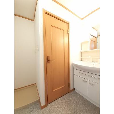 ベルセレーノＣ棟 201【管理NO：1-012466002-02010】 ★家具家電は申し込み後に搬入します★ ★2026年09月中旬入居可能★の物件画像
