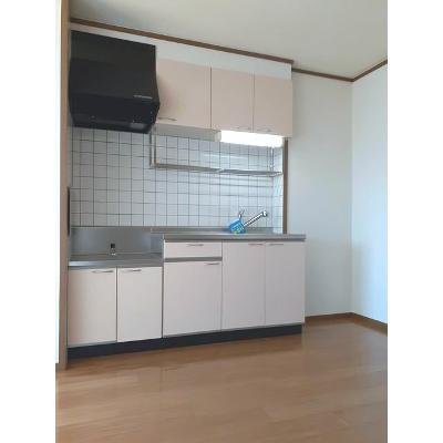 エトワール 201【管理NO：1-011710401-02010】 ★家具家電は申し込み後に搬入します★の物件画像
