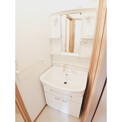 プラシード 103【管理NO：1-014759901-01030】 ★家具家電は申し込み後に搬入します★の物件画像