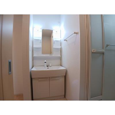 ザ・フィールド 105【管理NO：1-022238101-01050】 ★家具家電は申し込み後に搬入します★の物件画像