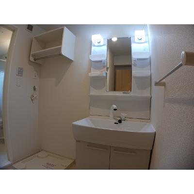 サニーサイドパークⅤ 201【管理NO：1-023442201-02010】 ★家具家電は申し込み後に搬入します★の物件画像