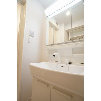 スパシーバ 201【管理NO：1-024269301-02010】 ★家具家電は申し込み後に搬入します★ ★2026年09月中旬入居可能★の物件画像