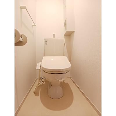 アクアサイド　弐番館 201【管理NO：1-020700402-02010】 ★家具家電は申し込み後に搬入します★の物件画像