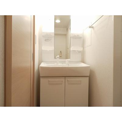 ノーブル 201【管理NO：1-017730501-02010】 ★家具家電は申し込み後に搬入します★ ★2026年09月中旬入居可能★の物件画像