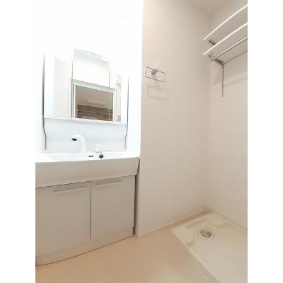 メゾン　ド　コルヌイエ　Ⅰ 203【管理NO：1-027435801-02030】 ★家具家電は申し込み後に搬入します★の物件画像