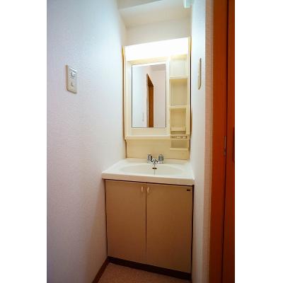 エーデルハイム 101【管理NO：1-005564501-01010】 ★家具家電は申し込み後に搬入します★ ★2026年09月上旬入居可能★の物件画像