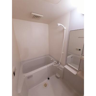 ブリリアンス 103【管理NO：1-012556001-01030】 ★家具家電は申し込み後に搬入します★ ★2026年09月下旬入居可能★の物件画像