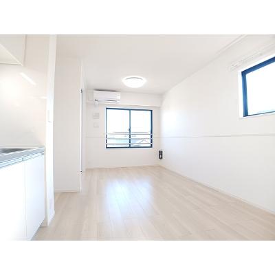 ヴィアラッテア 201【管理NO：1-027938301-02010】 ★家具家電は申し込み後に搬入します★の物件画像