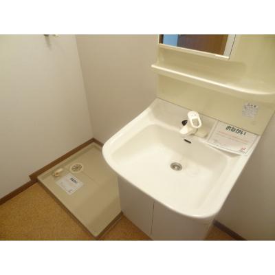 メゾン・リヴァーサイド 201【管理NO：1-010731101-02010】 ★家具家電は申し込み後に搬入します★ ★2026年09月下旬入居可能★の物件画像