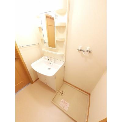 プラティーノ 203【管理NO：1-012228301-02030】 ★家具家電は申し込み後に搬入します★ ★2026年08月中旬入居可能★の物件画像
