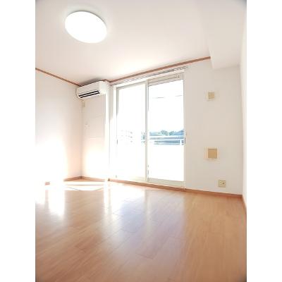 ルーナⅡ 203【管理NO：1-012291301-02030】 ★家具家電は申し込み後に搬入します★の物件画像