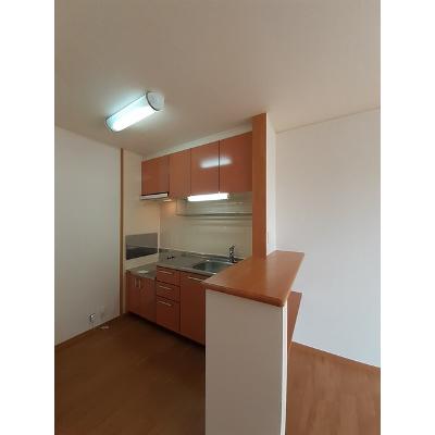貴宝苑Ⅲ 201【管理NO：1-013426201-02010】 ★家具家電は申し込み後に搬入します★ ★2026年09月中旬入居可能★の物件画像