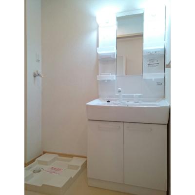 サンプリムローズⅠ 101【管理NO：1-016070501-01010】 ★家具家電は申し込み後に搬入します★ ★2026年11月上旬入居可能★の物件画像