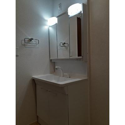 フォンテ 205【管理NO：1-026850801-02040】 ★家具家電は申し込み後に搬入します★ ★2026年09月下旬入居可能★の物件画像