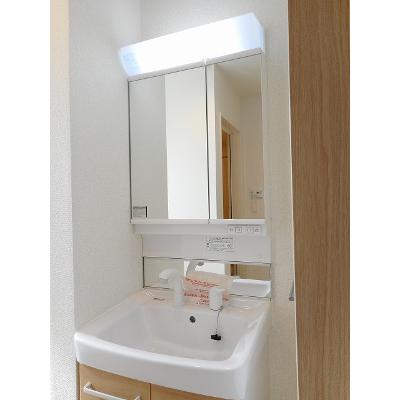クリーン・カーサ東島 201【管理NO：1-019234701-02010】 ★家具家電は申し込み後に搬入します★ ★2026年10月上旬入居可能★の物件画像