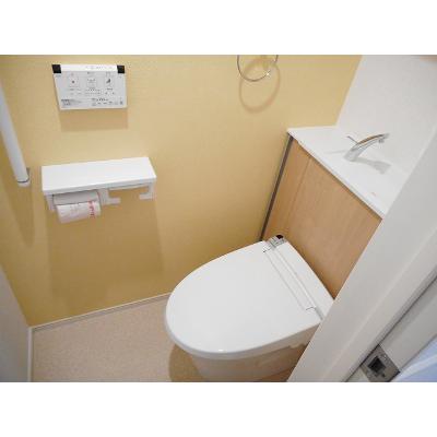 リバティークイーン 202【管理NO：1-024244401-02020】 ★家具家電は申し込み後に搬入します★ ★2026年08月下旬入居可能★の物件画像
