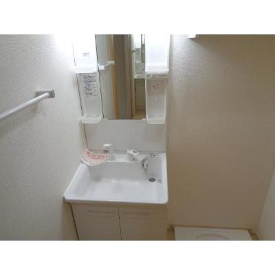 クレセント参番館 101【管理NO：1-020392501-01010】 ★家具家電は申し込み後に搬入します★ ★2026年08月下旬入居可能★の物件画像
