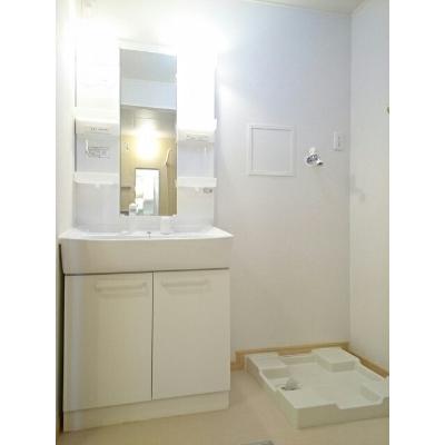 サングレイス 203【管理NO：1-013051402-02030】 ★家具家電は申し込み後に搬入します★ ★2026年08月下旬入居可能★の物件画像