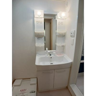 フロイダーホフ 102【管理NO：1-016948901-01020】 ★家具家電は申し込み後に搬入します★の物件画像