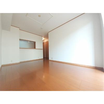 シンヴィオシスＤ 102【管理NO：1-013425004-01020】 ★家具家電は申し込み後に搬入します★の物件画像