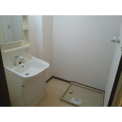 シャン・ド・フル－ルⅠ番館 103【管理NO：1-010896401-01030】 ★家具家電は申し込み後に搬入します★ ★2026年09月下旬入居可能★の物件画像