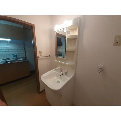 フィル・ヒュ－ゲル 102【管理NO：1-009702401-01020】 ★家具家電は申し込み後に搬入します★ ★2026年09月中旬入居可能★の物件画像