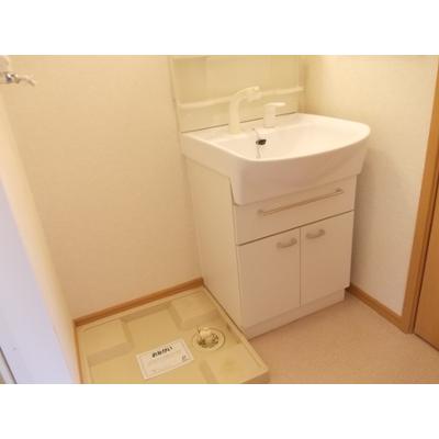 カーサ・フィオーレⅡ 205【管理NO：1-012085301-02040】 ★家具家電は申し込み後に搬入します★ ★2026年09月中旬入居可能★の物件画像