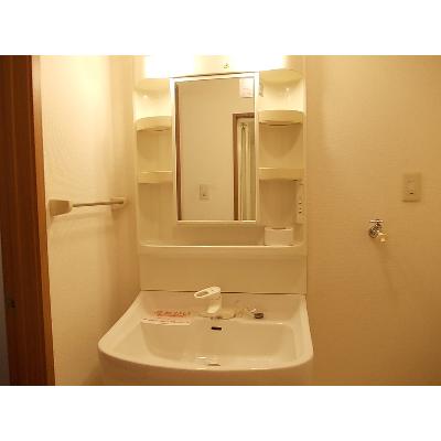 シャインニッチ 102【管理NO：1-010395801-01020】 ★家具家電は申し込み後に搬入します★ ★2026年09月中旬入居可能★の物件画像