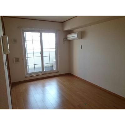 ノルテ　フロレスタⅡ 203【管理NO：1-013055602-02030】 ★家具家電は申し込み後に搬入します★ ★2026年09月中旬入居可能★の物件画像