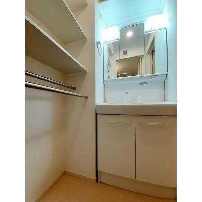 村上ハイツ 103【管理NO：1-024895801-01030】 ★家具家電は申し込み後に搬入します★ ★2026年09月下旬入居可能★の物件画像
