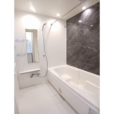 イリス　Ａ 201【管理NO：1-025326301-02010】 ★家具家電は申し込み後に搬入します★の物件画像
