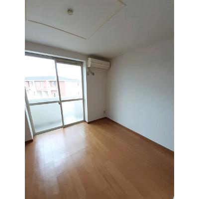 グリーンハイツ 201【管理NO：1-006898401-02010】 ★家具家電は申し込み後に搬入します★の物件画像