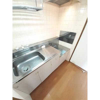 グリーンハイツ 201【管理NO：1-006898401-02010】 ★家具家電は申し込み後に搬入します★の物件画像