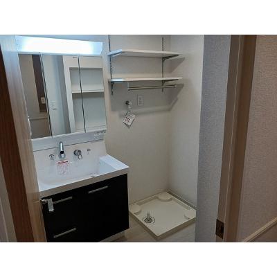 サニーグレイス 202【管理NO：1-027636301-02020】 ★家具家電は申し込み後に搬入します★ ★2026年11月下旬入居可能★の物件画像