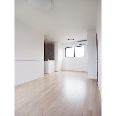 ファミリア・フェリーチェ 201【管理NO：1-028266301-02010】 ★家具家電は申し込み後に搬入します★ ★2026年10月中旬入居可能★の物件画像