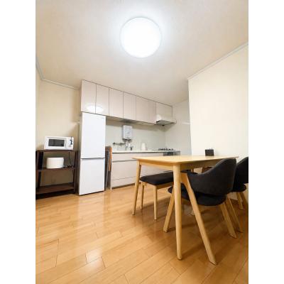 【1ヶ月総額121,500円？！👀】駐車場無料｜ファミリー・同棲にも◎ソファ付き・3LDK🏠｜地下鉄難波直結｜BraTTo東生駒の物件画像